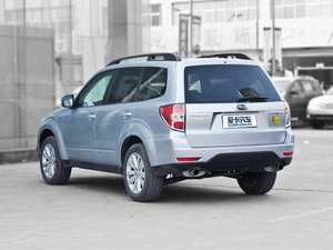 2012款经典 2.5XT 自动豪华导航版 左后45度