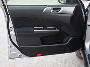 2012 2.5XT ԄӺA g