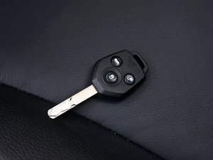 2012款经典 2.5XT 自动豪华导航版 车钥匙