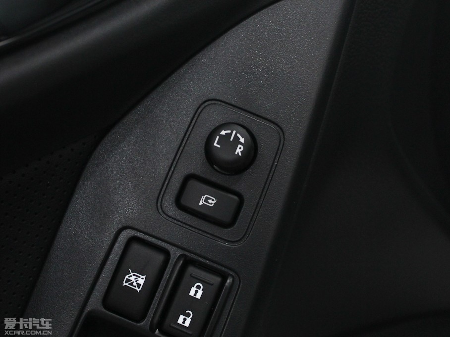 2013ɭ 2.5i CVTӢ(do)