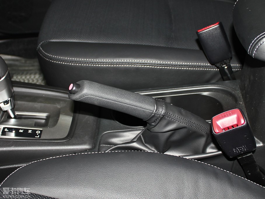 2013ɭ 2.5i CVTӢ(do)