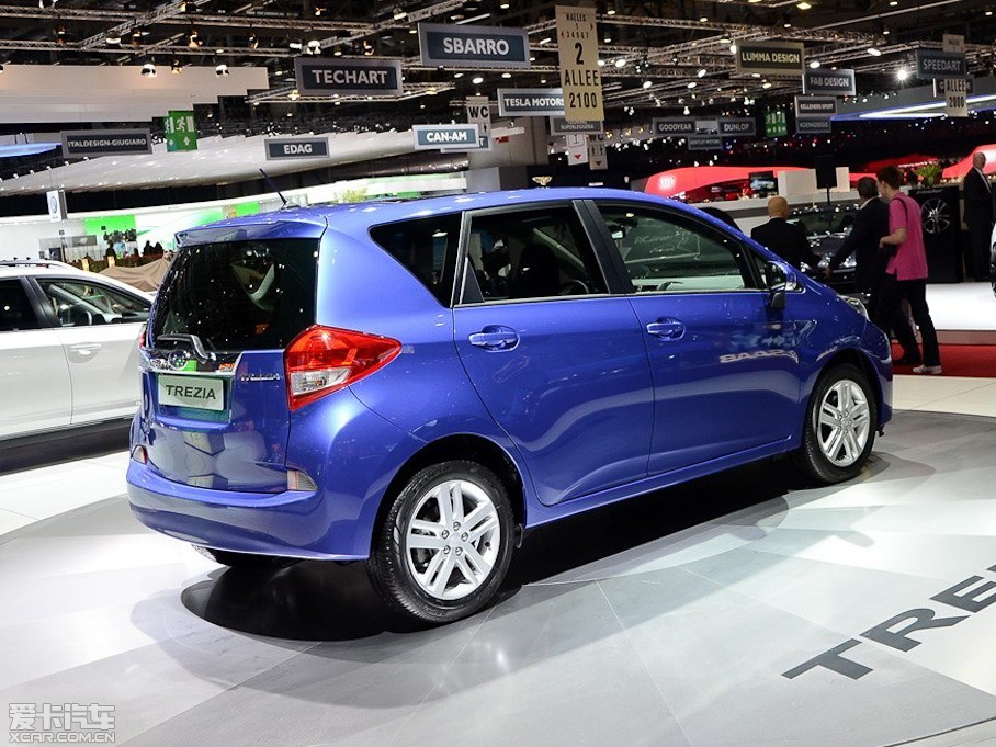 2011��Trezia ������