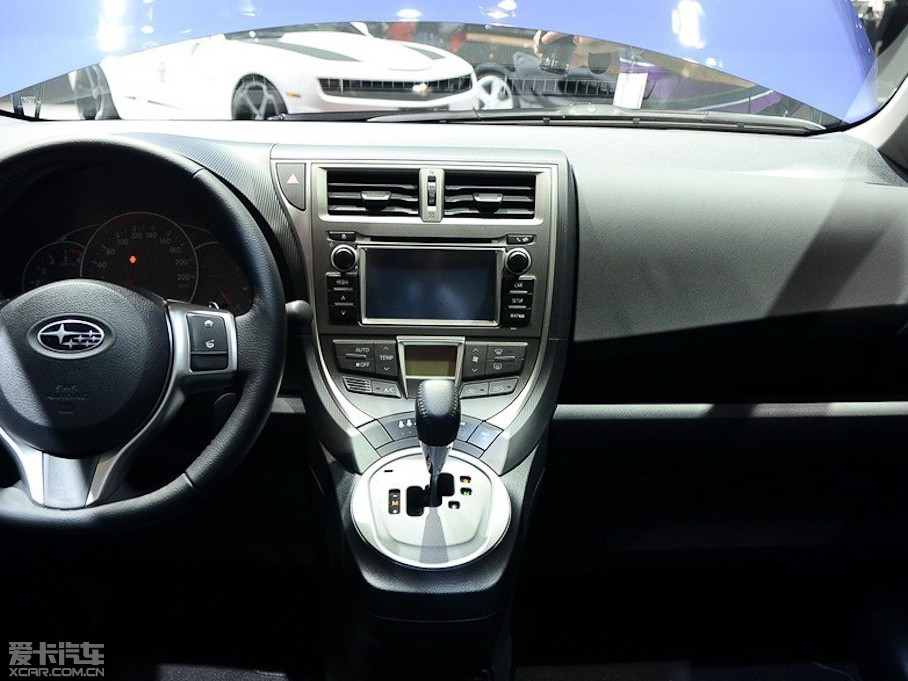 2011��Trezia ������