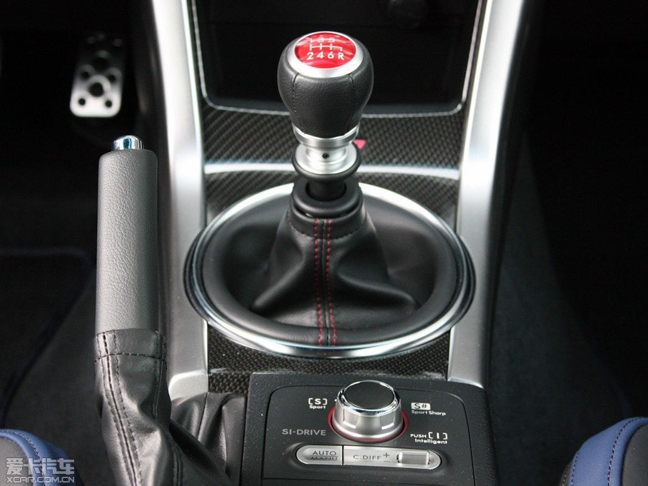 2014��˹����WRX STI