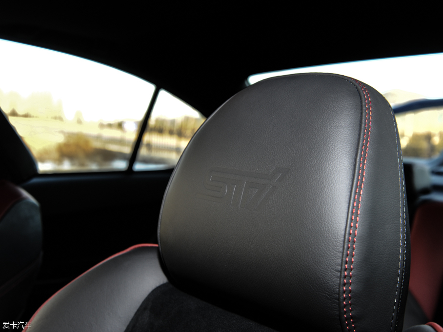 2014��˹����WRX STI