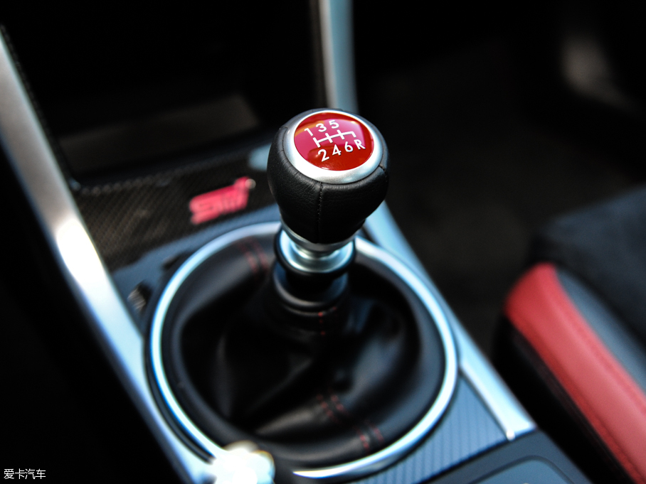 2014��˹����WRX STI