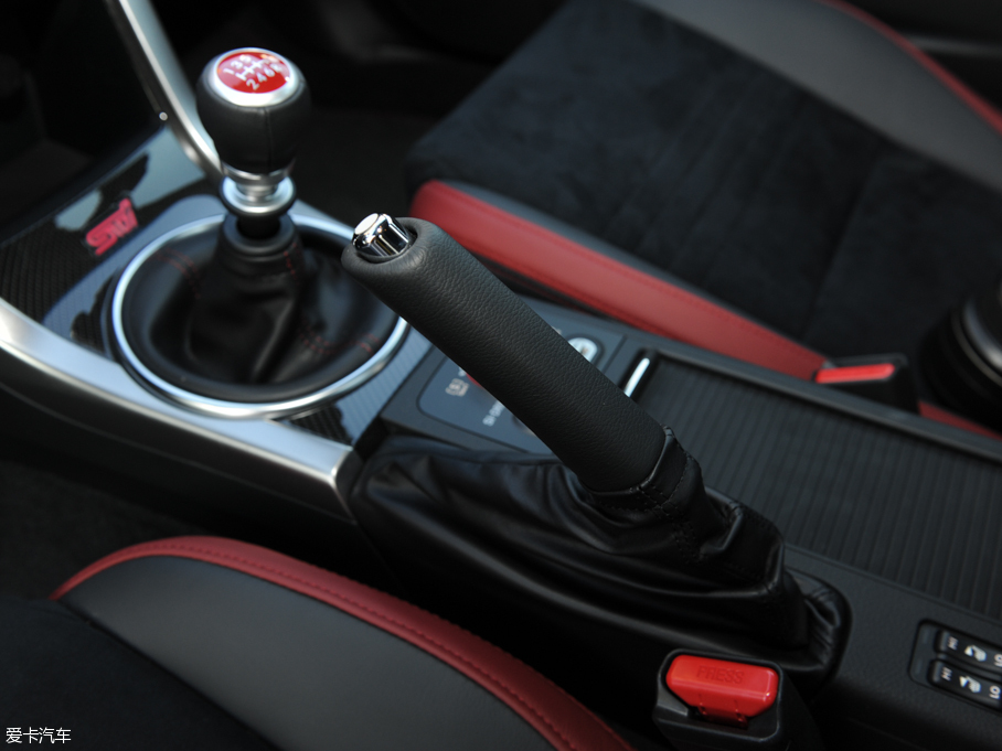 2014��˹����WRX STI