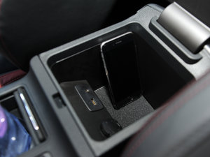 2014��STI ���g����