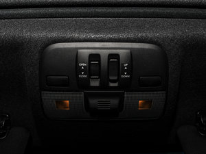 2014��STI ���g����