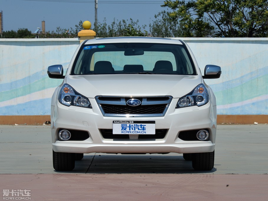 2014{ 2.5i A