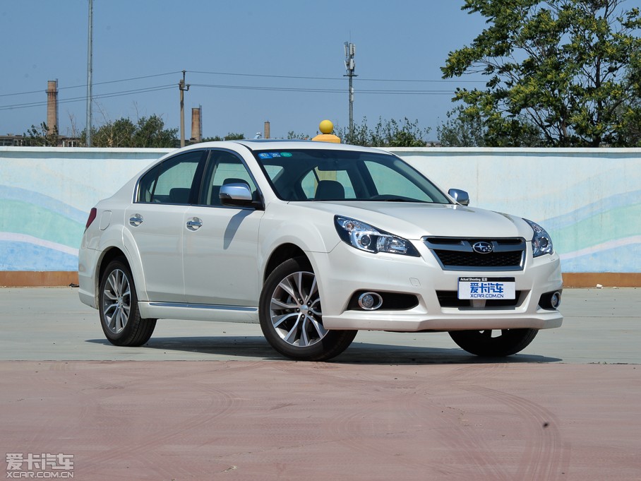 2014{ 2.5i A