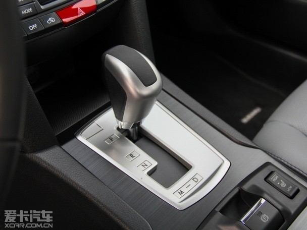 斯巴魯2014款力獅