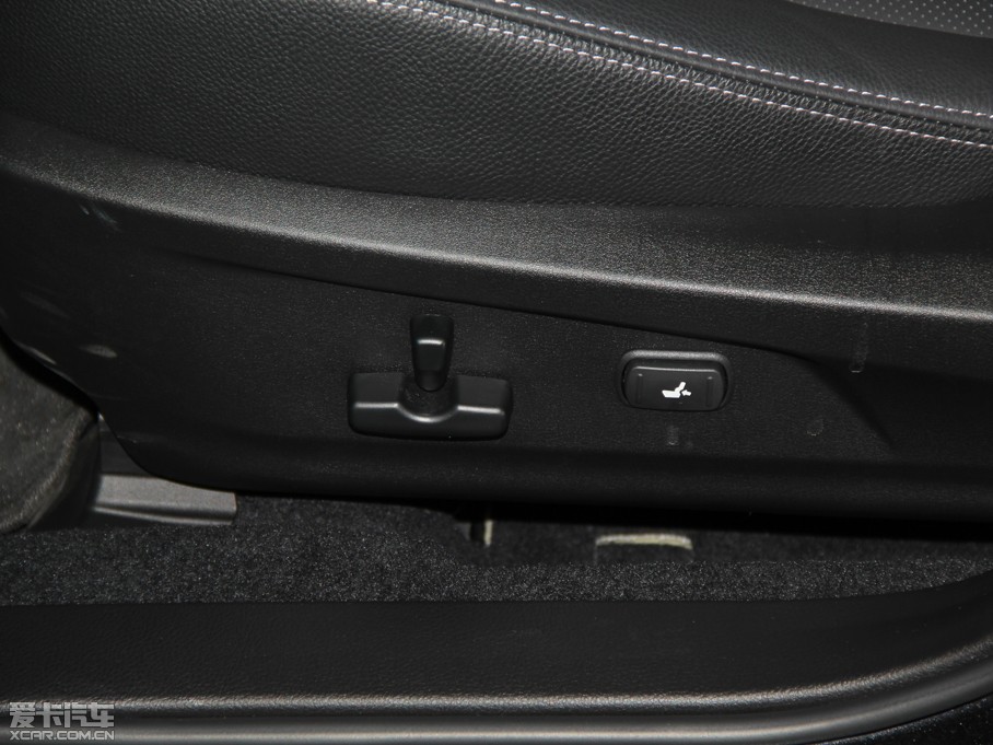 2014����� 2.5i �����\�Ӱ�