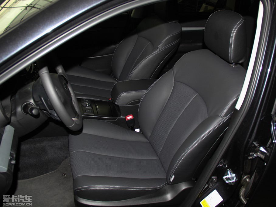 2014����� 2.5i �����\�Ӱ�