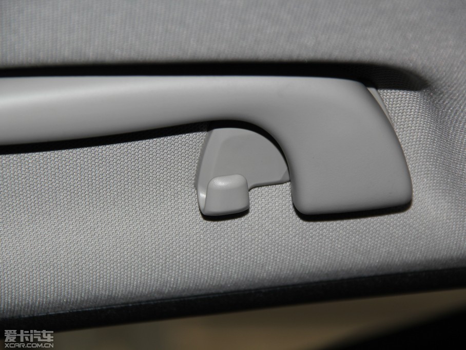 2014����� 2.5i �����\�Ӱ�