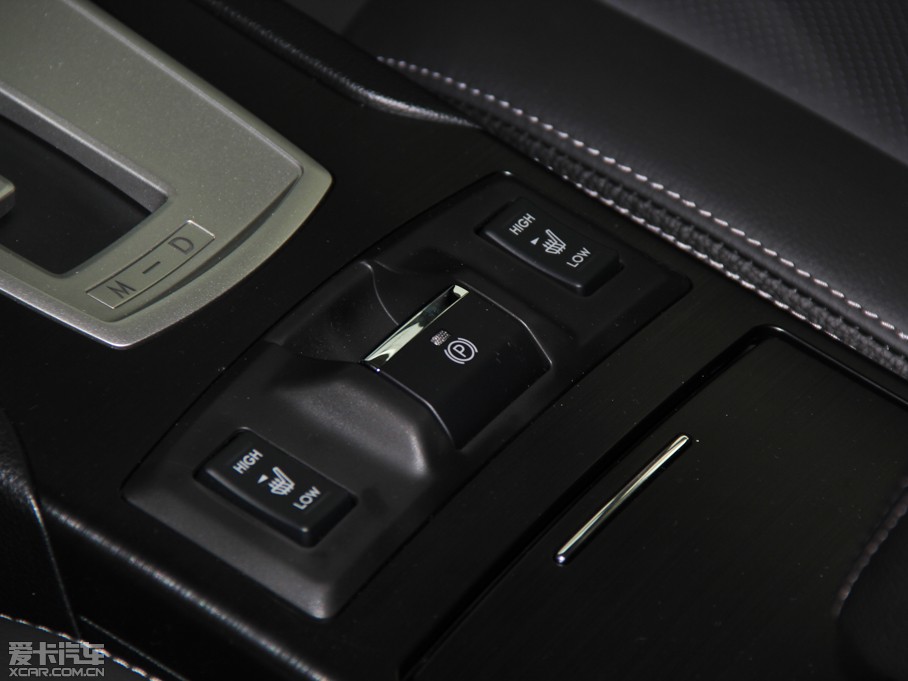 2014����� 2.5i �����\�Ӱ�