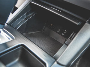 2015款基本型 空间座椅