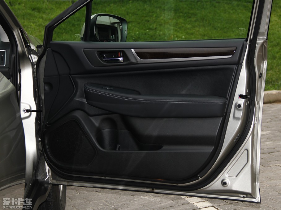 2015����� 2.5i ���A��(d��o)����