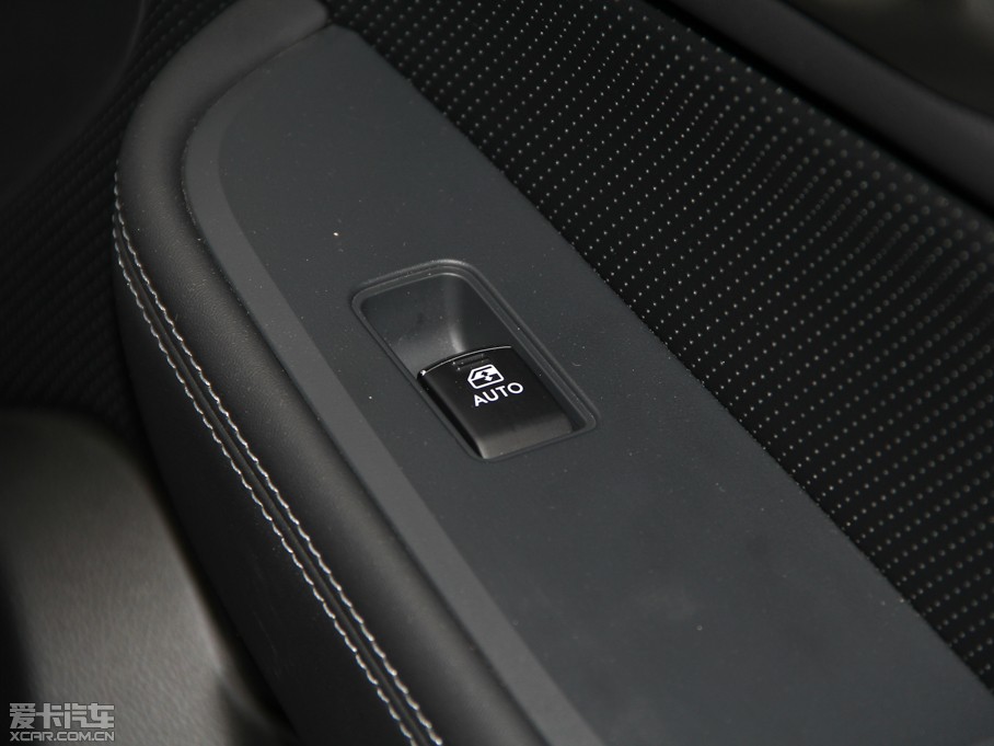 2015����� 2.5i ���A��(d��o)����