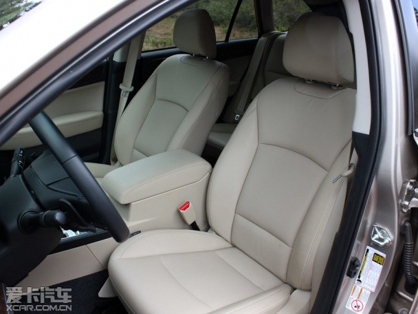 斯巴魯2015款傲虎