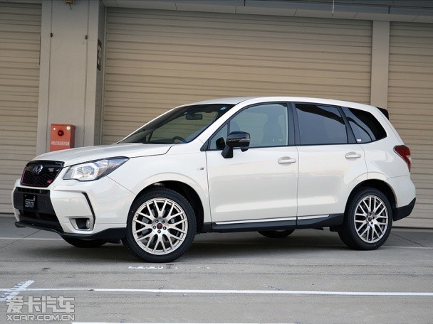 斯巴魯2015款森林人