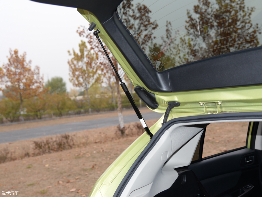 2015˹XV 2.0i b\(yn)Ӱ