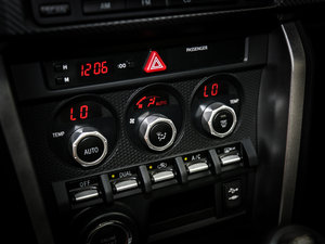 2015款2.0L 手动版  中控区