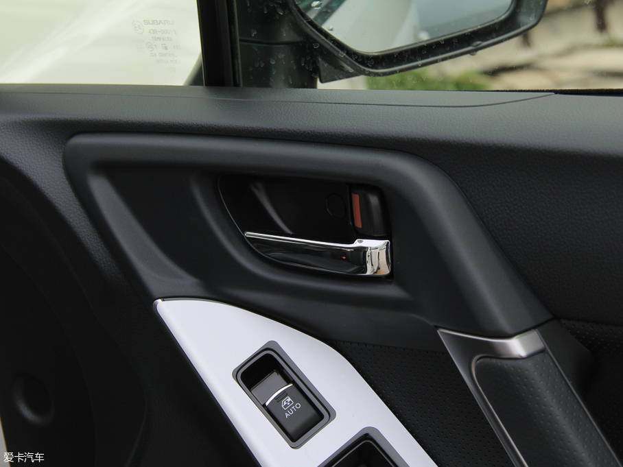 2016��ɭ���� 2.0i ���A��(d��o)����