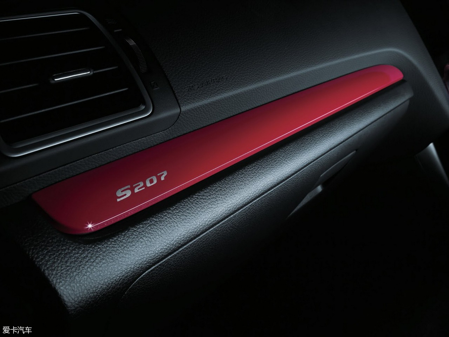 2016��˹����WRX STi S207