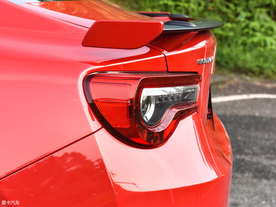 2017��˹����BRZ 2.0i �Ԅ�type-RS��