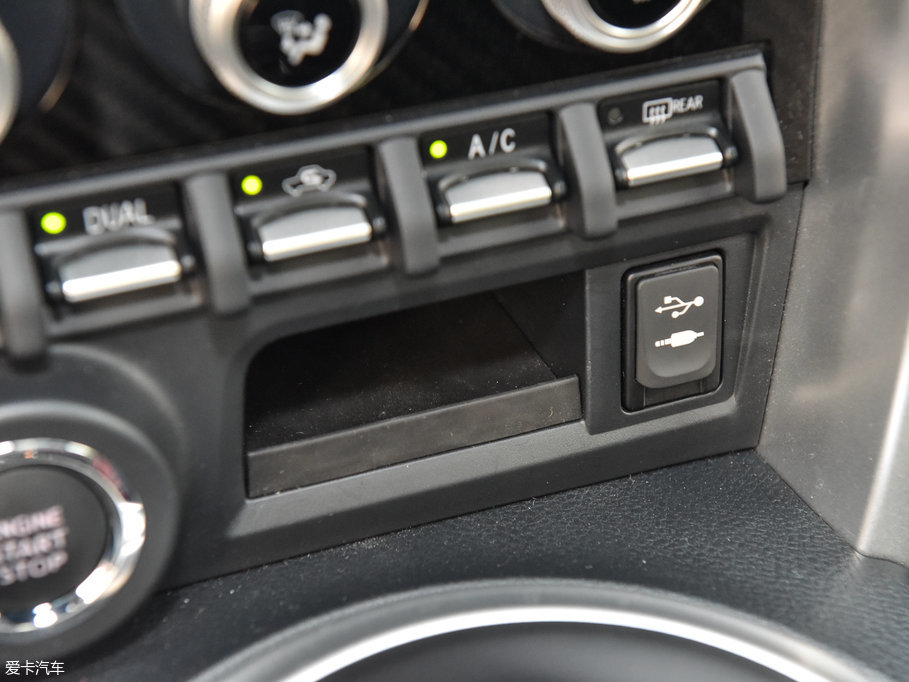 2017˹BRZ 2.0i Ԅtype-RS