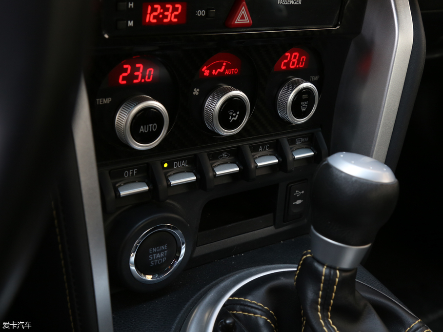 2017˹BRZ 2.0i Ԅtype-RSSɫb