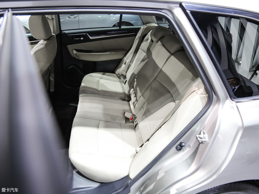 2017 2.5i \ӌ EyeSight