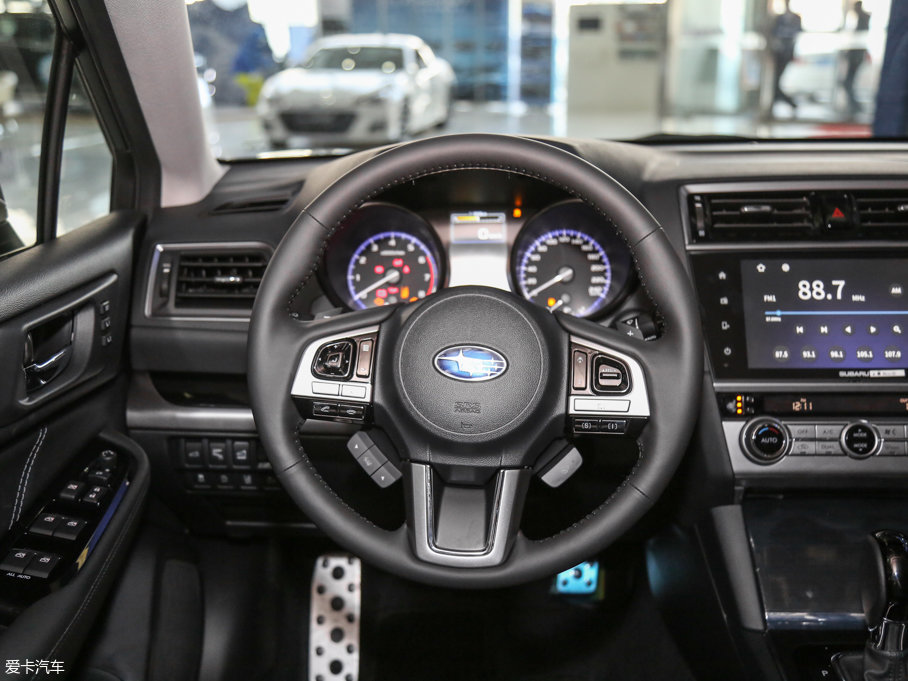 2017 2.5i \ӌ EyeSight