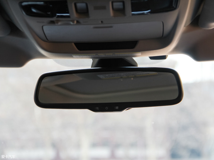 2017 2.5i \(yn)(dng)(do)