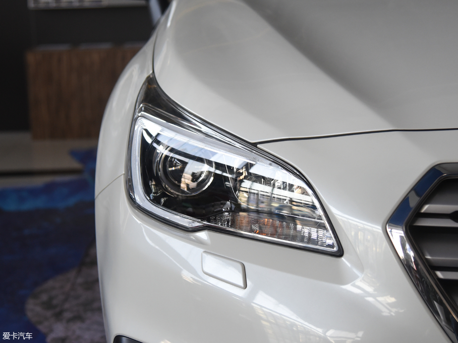 2017 2.5i \ӌ EyeSight