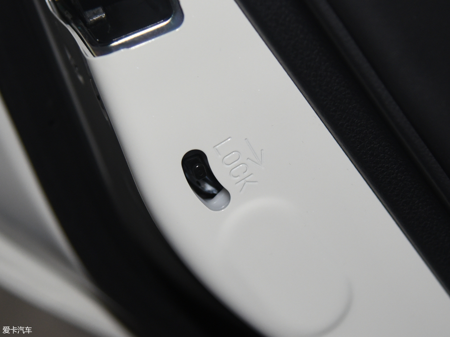 2017 2.5i \ӌ EyeSight