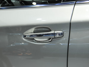 20172.5i \ӌ EyeSight ^