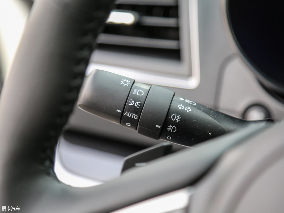 2017{ 2.5i ȫ(q)sҫ EyeSight