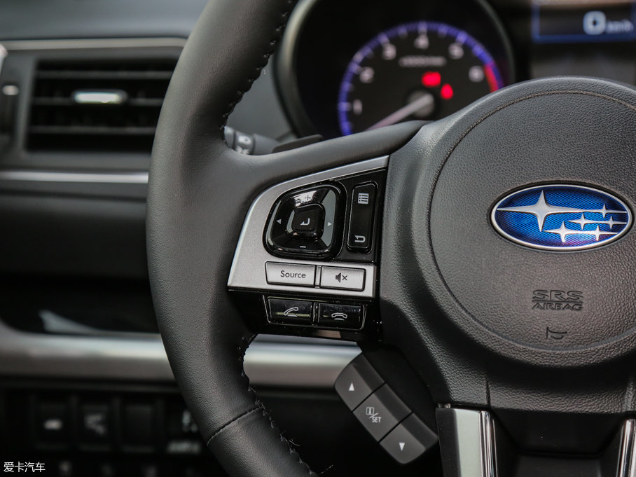 2017{ 2.5i ȫ(q)sҫ EyeSight