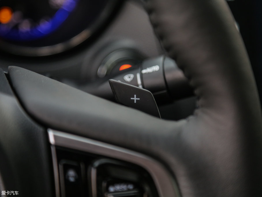 2017{ 2.5i ȫsҫ EyeSight