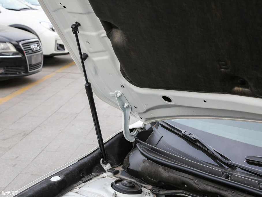 2017{ 2.5i ȫ(q)sҫ EyeSight