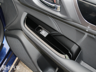 斯巴魯2017款力獅