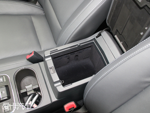 斯巴魯2017款力獅