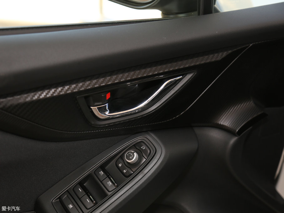 2018˹XV 2.0i ȫ򌾫Ӣ