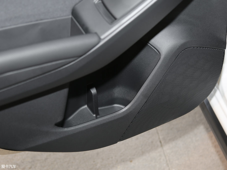 2018˹XV 2.0i ȫ(q)Ӣ