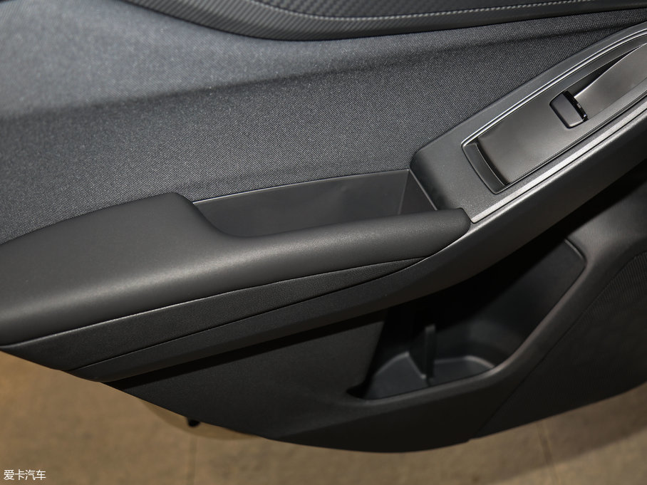 2018˹XV 2.0i ȫ򌾫Ӣ