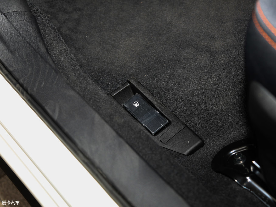 2018˹XV 2.0i ȫ򌾫Ӣ