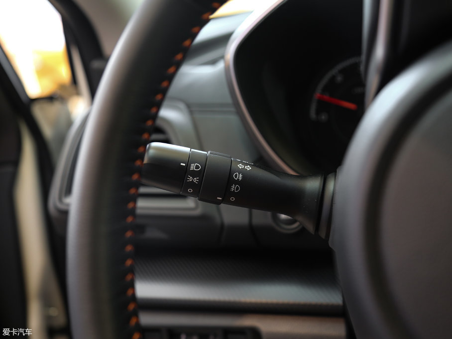 2018˹XV 2.0i ȫ򌾫Ӣ