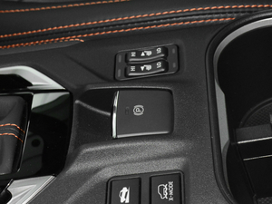 20182.0i ȫA EyeSight v܇Ƅ